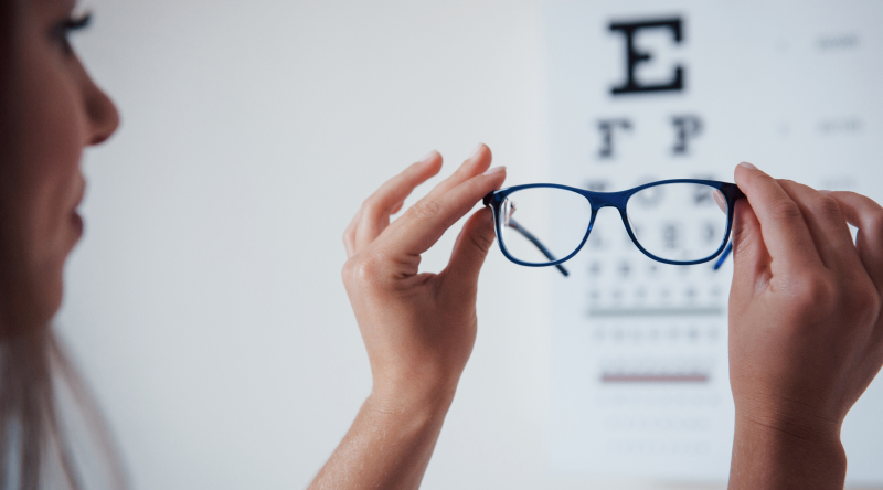 A Guide To Astigmatism, For Eyeglass Wearers